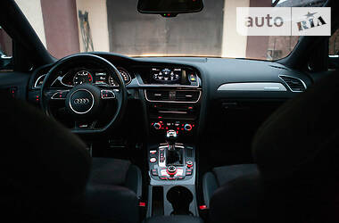 Седан Audi S4 2013 в Виннице