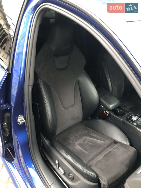 Седан Audi S4 2014 в Одессе
