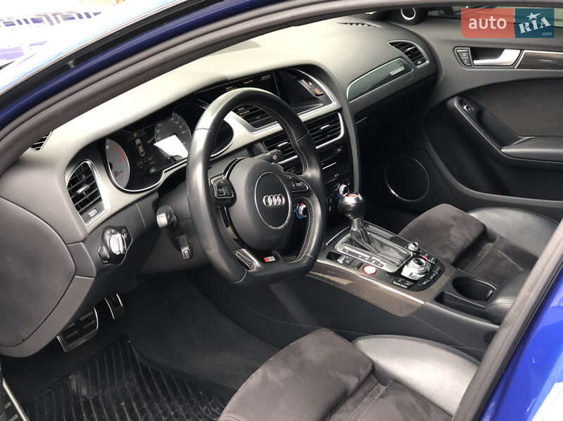 Седан Audi S4 2014 в Одессе