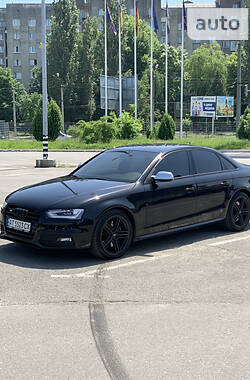 Седан Audi S4 2013 в Ивано-Франковске