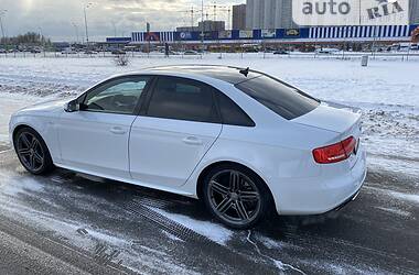 Седан Audi S4 2012 в Києві