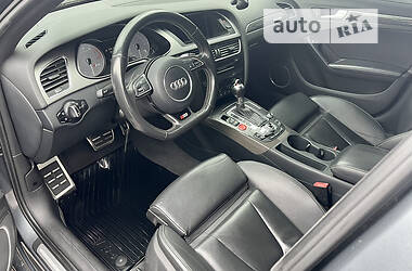 Седан Audi S4 2013 в Каменском
