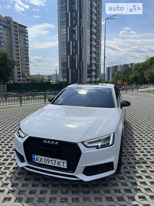 Седан Audi S4 2017 в Харькове