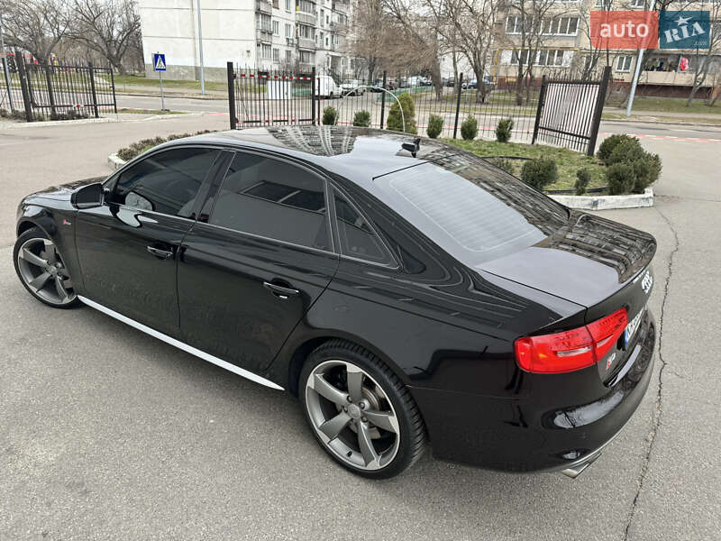 Седан Audi S4 2014 в Киеве