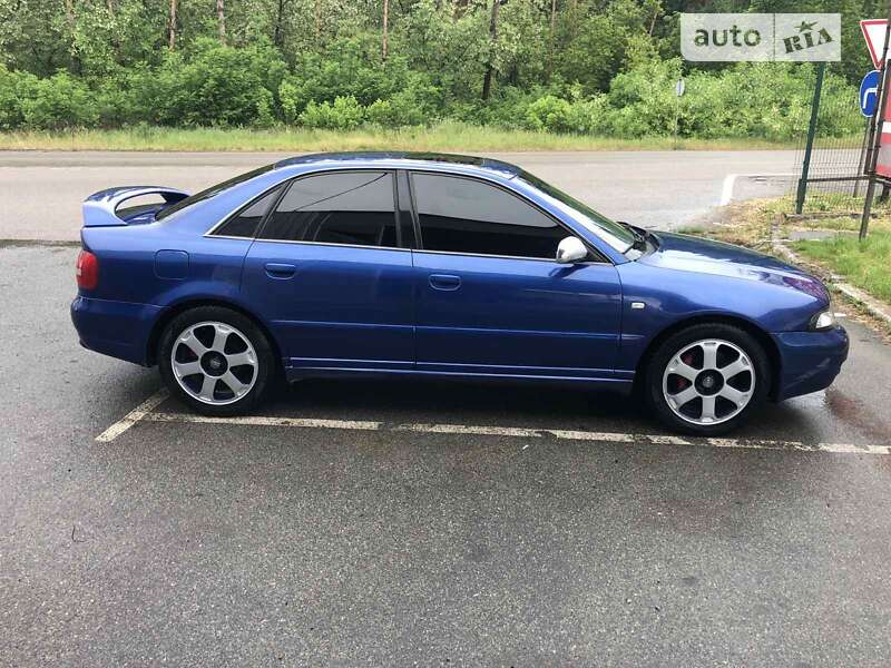 Audi S4 2000