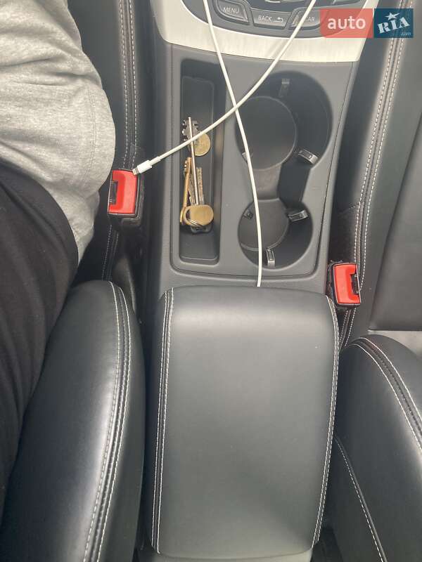 Седан Audi S4 2015 в Киеве