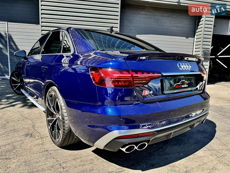 Седан Audi S4 2020 в Киеве