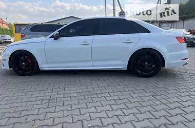 Седан Audi S4 2019 в Луцьку