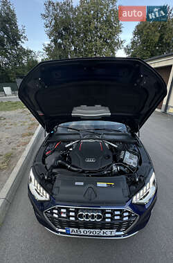 Седан Audi S4 2022 в 