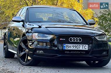 Седан Audi S4 2012 в Одесі