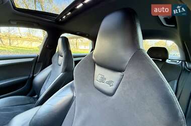 Седан Audi S4 2012 в 