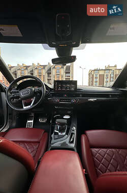 Седан Audi S4 2020 в 
