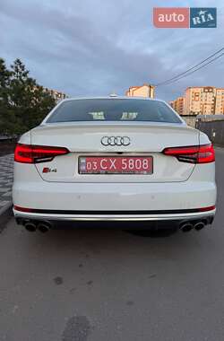 Седан Audi S4 2017 в Києві