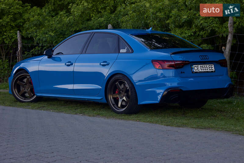 Седан Audi S4 2020 в Чернівцях