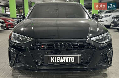 Седан Audi S4 2023 в 
