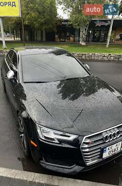 Седан Audi S4 2017 в Дніпрі