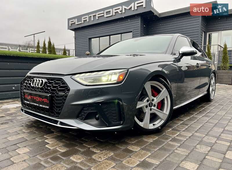 Седан Audi S4 2022 в Киеве