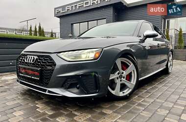 Седан Audi S4 2022 в 