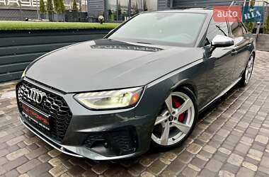 Седан Audi S4 2022 в 