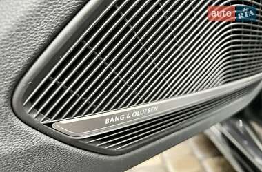 Седан Audi S4 2022 в 