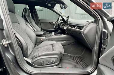 Седан Audi S4 2022 в 