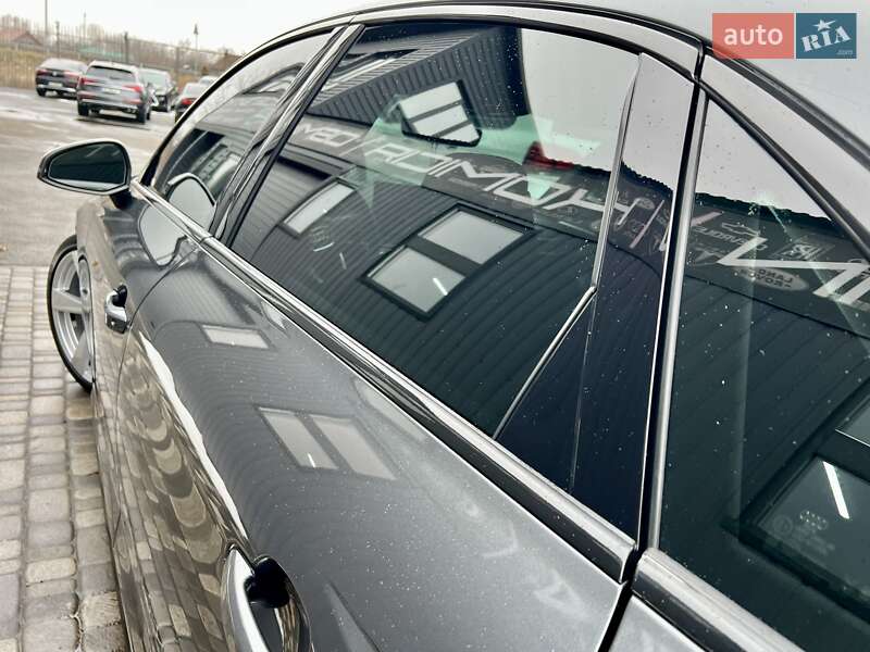 Седан Audi S4 2022 в Киеве