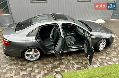 Седан Audi S4 2022 в 