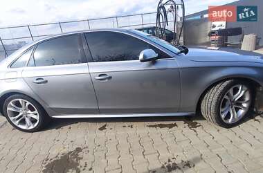 Седан Audi S4 2010 в 