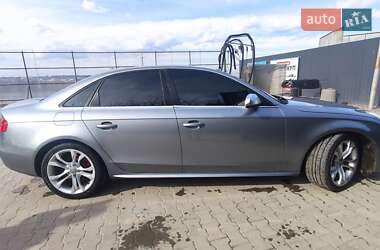 Седан Audi S4 2010 в 