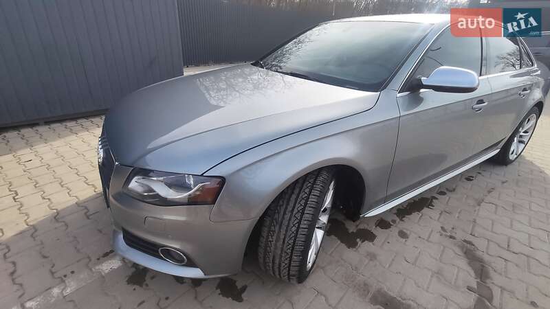 Седан Audi S4 2010 в Тернополе
