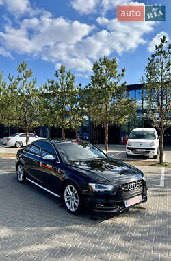 Седан Audi S4 2013 в 
