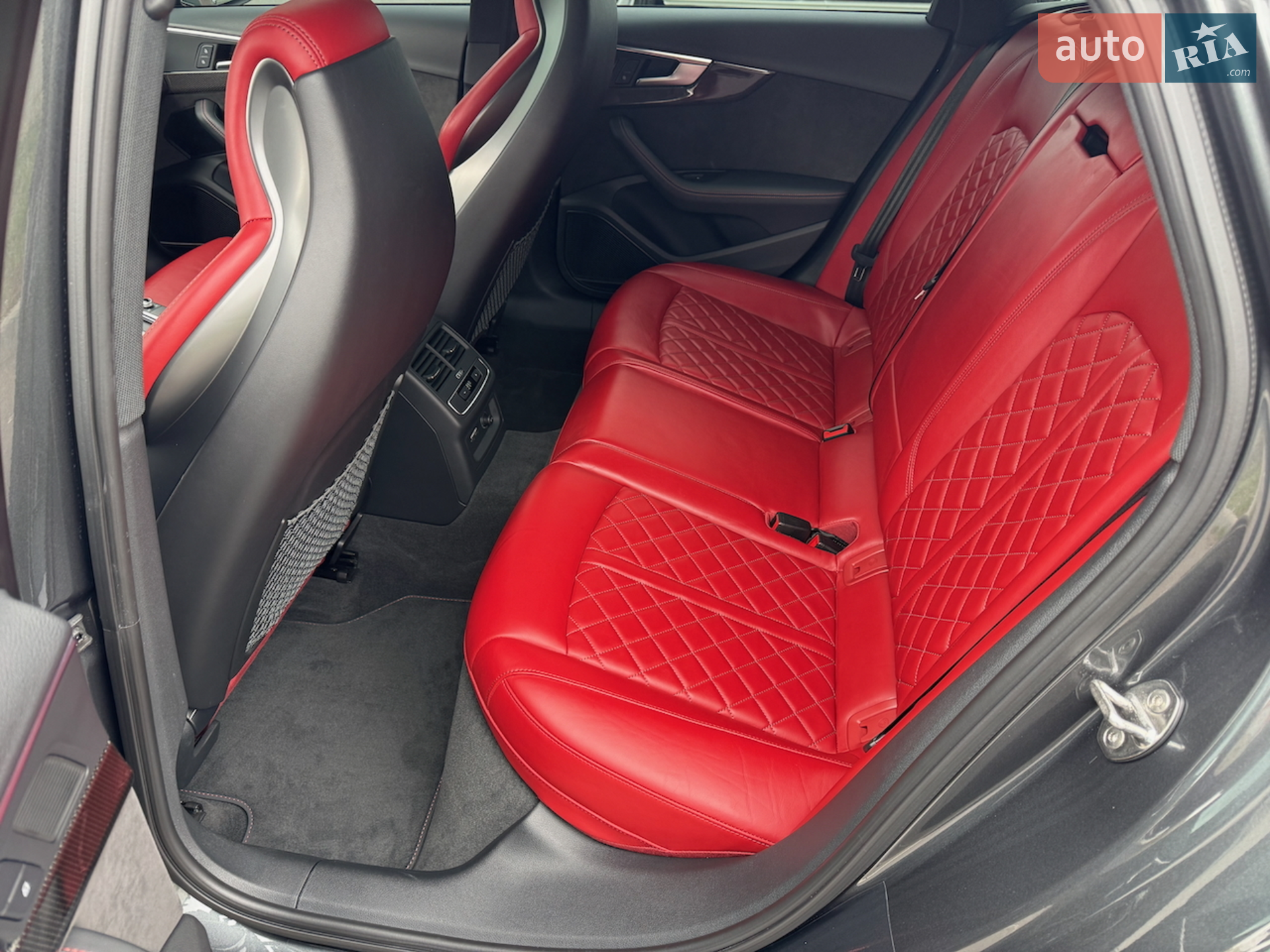 2019 Audi S4 - мініатюра 18