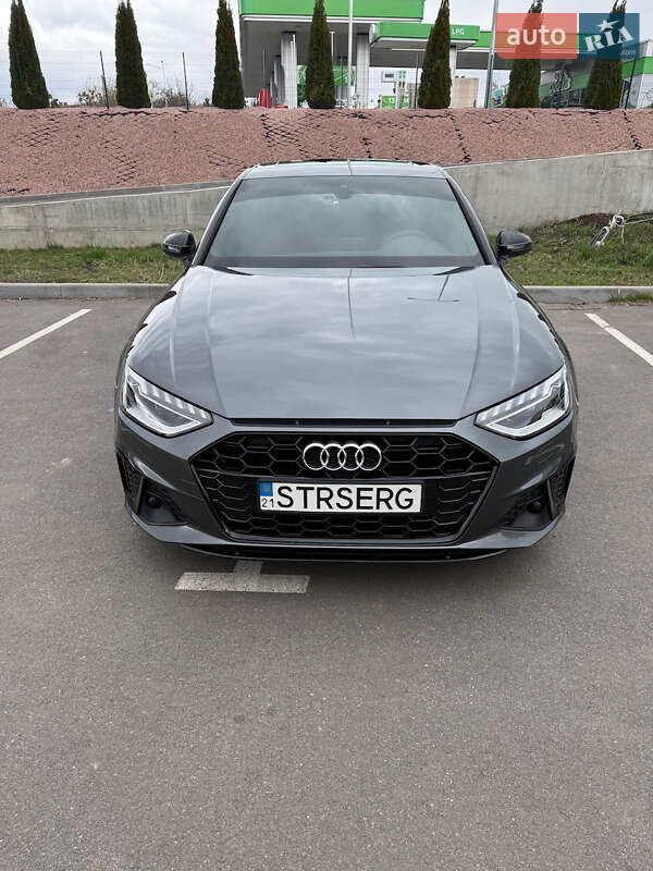 Седан Audi S4 2019 в Вінниці