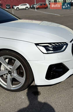 Седан Audi S4 2020 в 