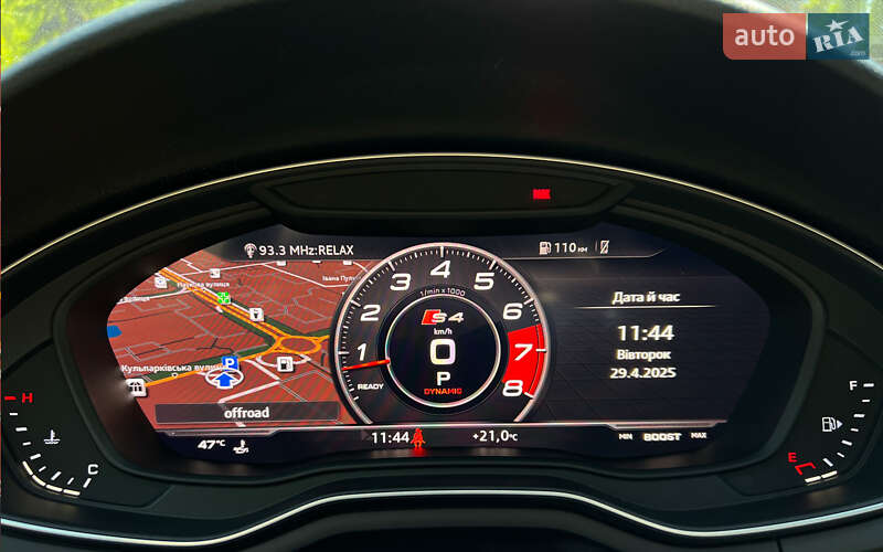 Седан Audi S4 2018 в Львове