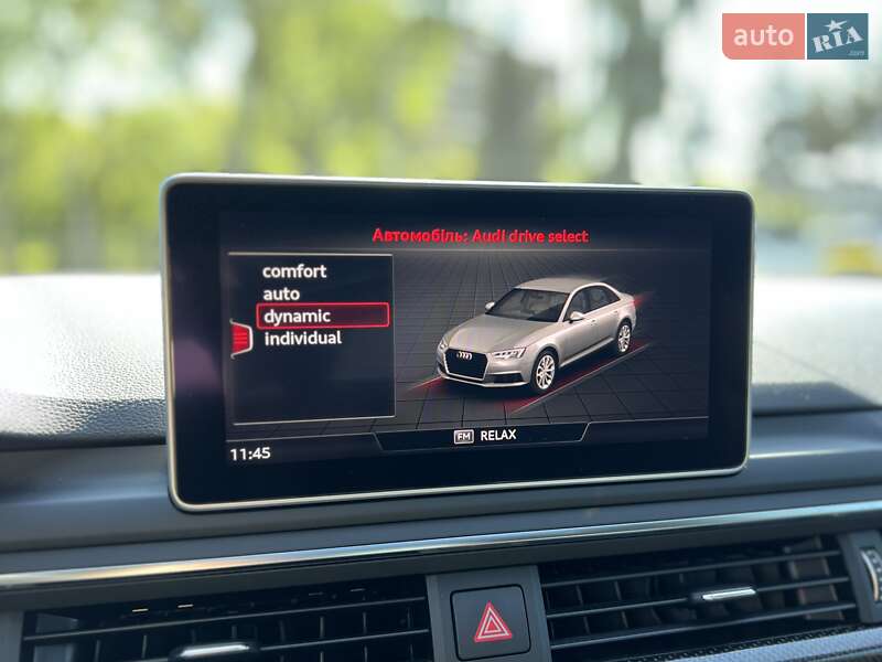 Седан Audi S4 2018 в Львове