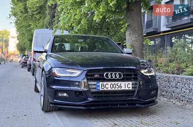 Седан Audi S4 2012 в 