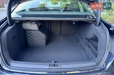 Седан Audi S4 2012 в 