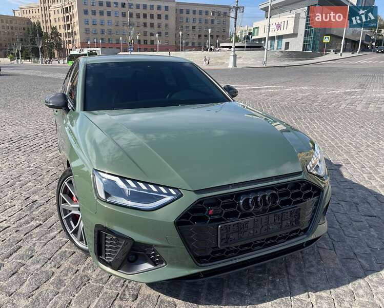 Audi S4 2023