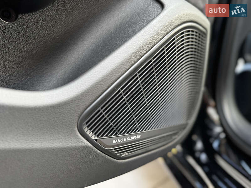 Седан Audi S4 2018 в Киеве