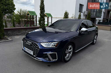 Седан Audi S4 2022 в 