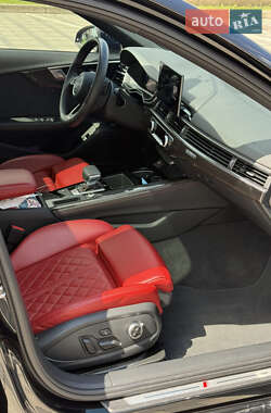Седан Audi S4 2020 в 