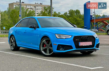 Седан Audi S4 2019 в 