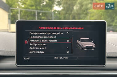 Седан Audi S4 2019 в 