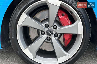 Седан Audi S4 2019 в 