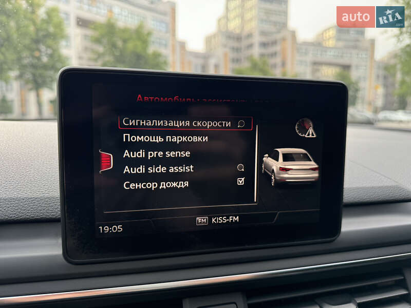 Седан Audi S4 2018 в Харкові