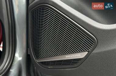 Седан Audi S4 2017 в 