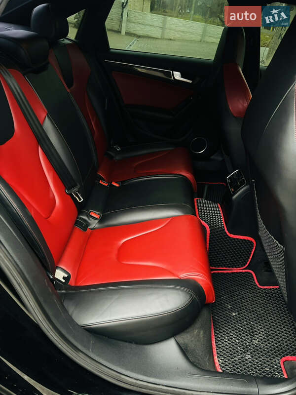 Седан Audi S4 2014 в Одессе