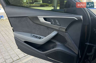 Седан Audi S4 2018 в 