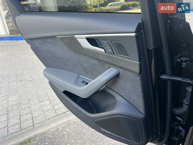 Седан Audi S4 2018 в Запорожье